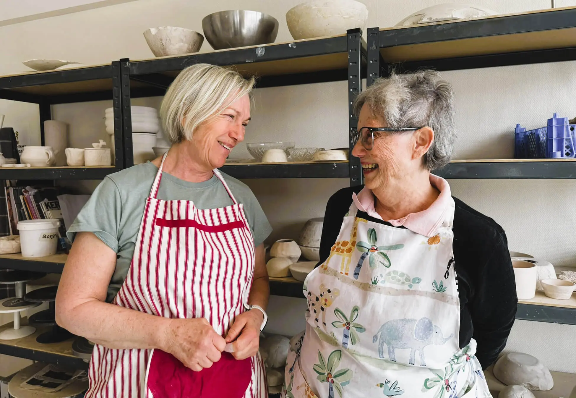 Maria-och-lena-keramik-kurs-i-uppsala