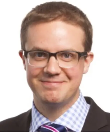 Michael-Downey-undervisar-i-engelska-kinesiska-och-italienska