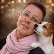 Catarina håller i hundkurser på Medborgarskolan