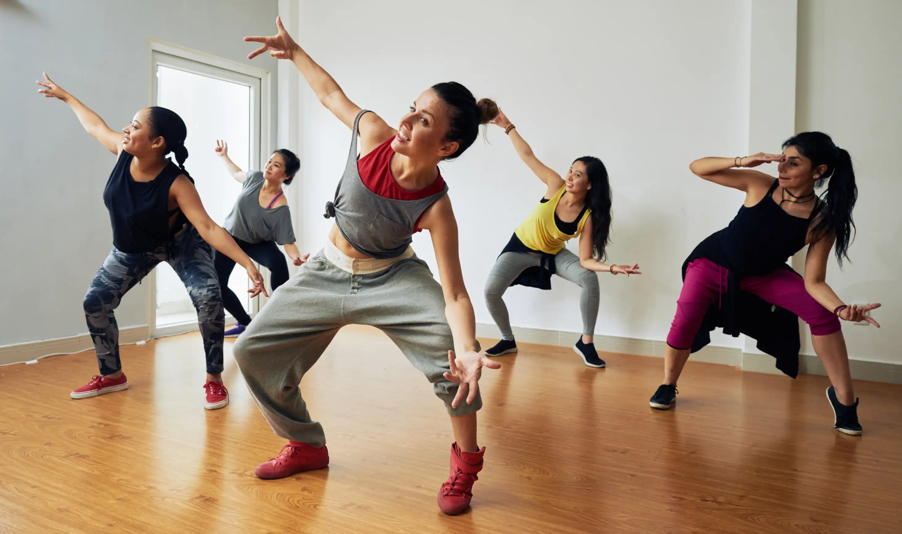 Виды танцев. Все танцы которые есть. Танцы список названий современные. Какие бывают танцы. Танцы список названий.